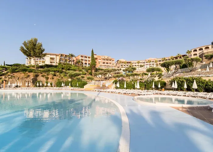 Apartment Le Village De Cap Esterel - Maeva - 5 Personnes - Confort Mae-2363 *