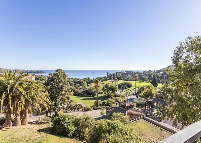 Apartment Le Village De Cap Esterel - Maeva - 5 Personnes - Confort Mae-2363 Saint-Raphaël